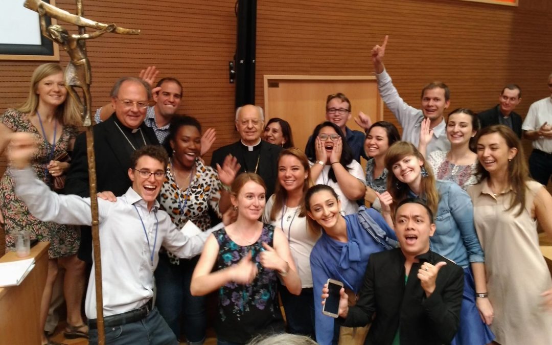 «Somos uma família, vamos ouvir e crescer juntos» – Jovens no seminário internacional em Roma